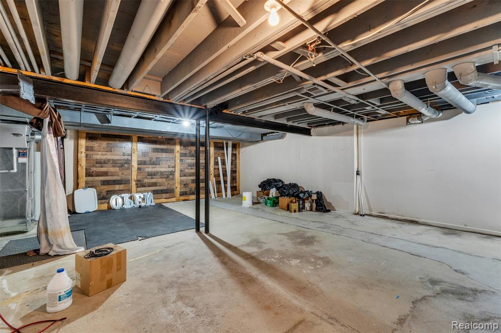 49285 Ashley Court, Shelby Twp, MI 48315 — Photo 47