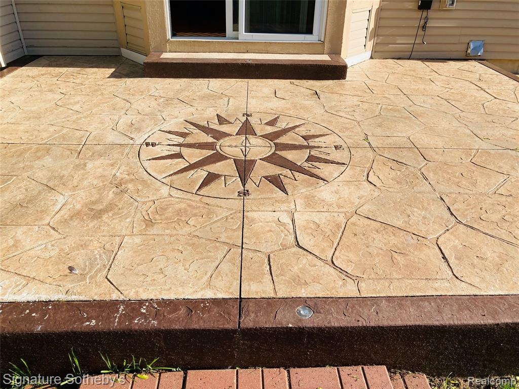 1070 Arthur Drive, Troy, MI 48083 — Photo 32