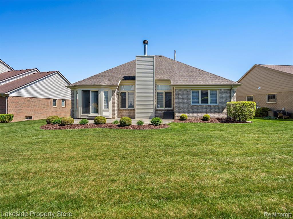 57295 WARWICK Drive, Washington, MI — Photo 29