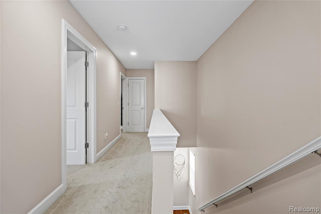 800 N Dorchester Avenue, Royal Oak, MI 48067 — Photo 29