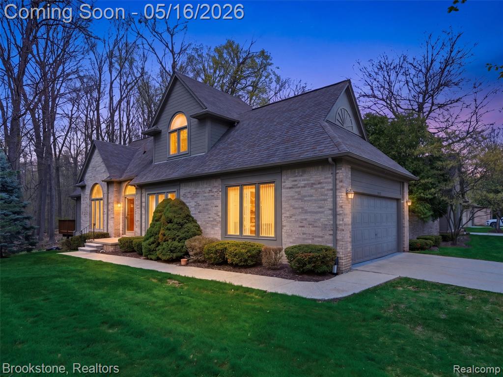 47318 Cider Mill Drive, Novi, MI — Photo 2