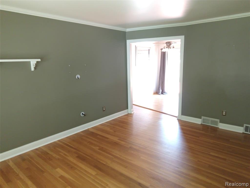 8283 Christine Street, Warren, MI 48093 — Photo 5