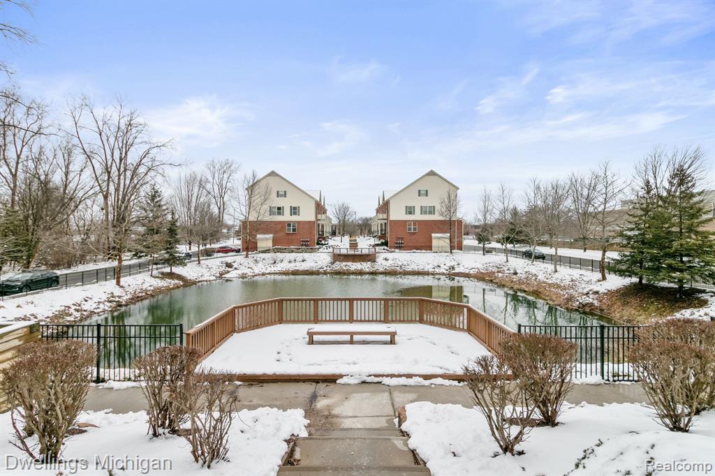 1105 FOUNTAIN VIEW Circle, South Lyon, MI 48178 — Photo 21