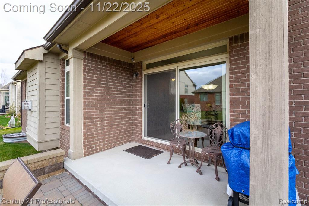 43835 Pheasant Lane, Clinton Twp, MI 48038 — Photo 45
