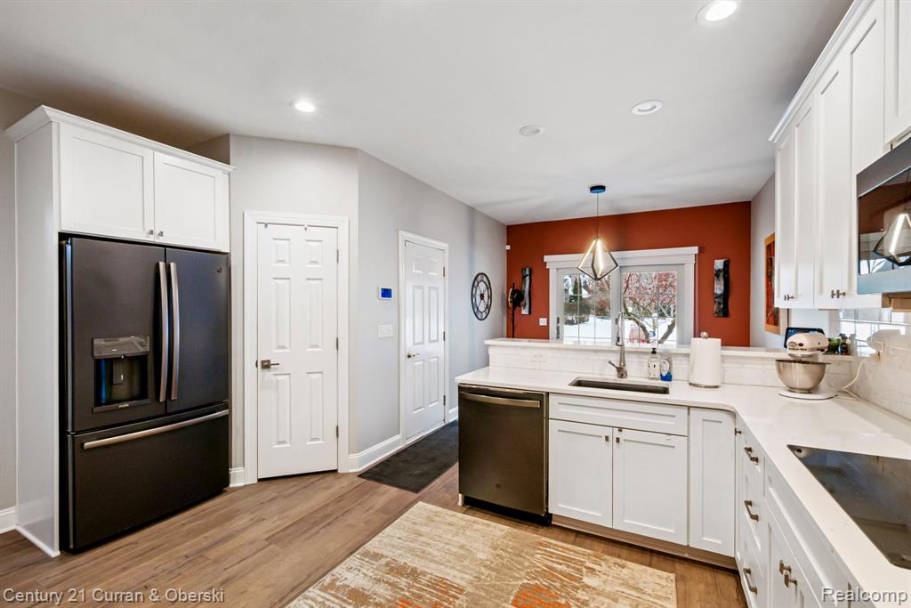 26024 Island Lake Drive, Novi, MI — Photo 25