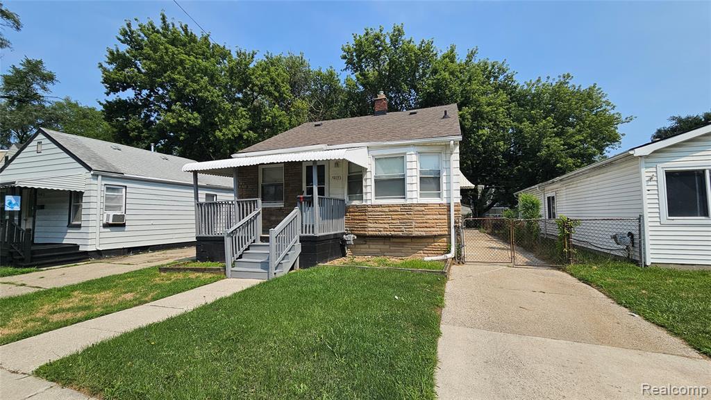 7211 Meadow Avenue, Warren, MI 48091 — front exterior