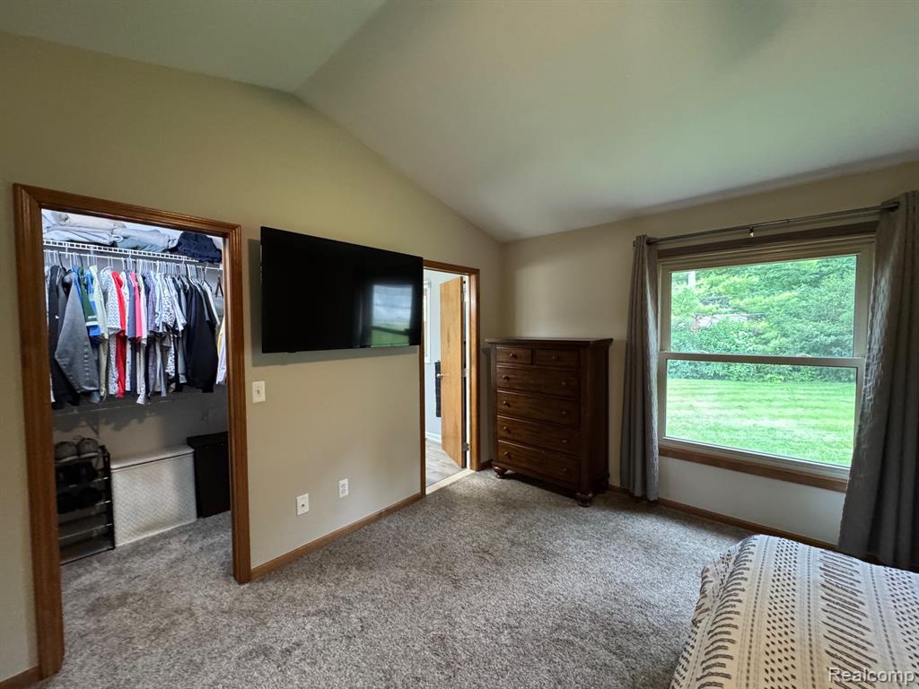 5851 Kingfisher Lane, Clarkston, MI — Photo 42