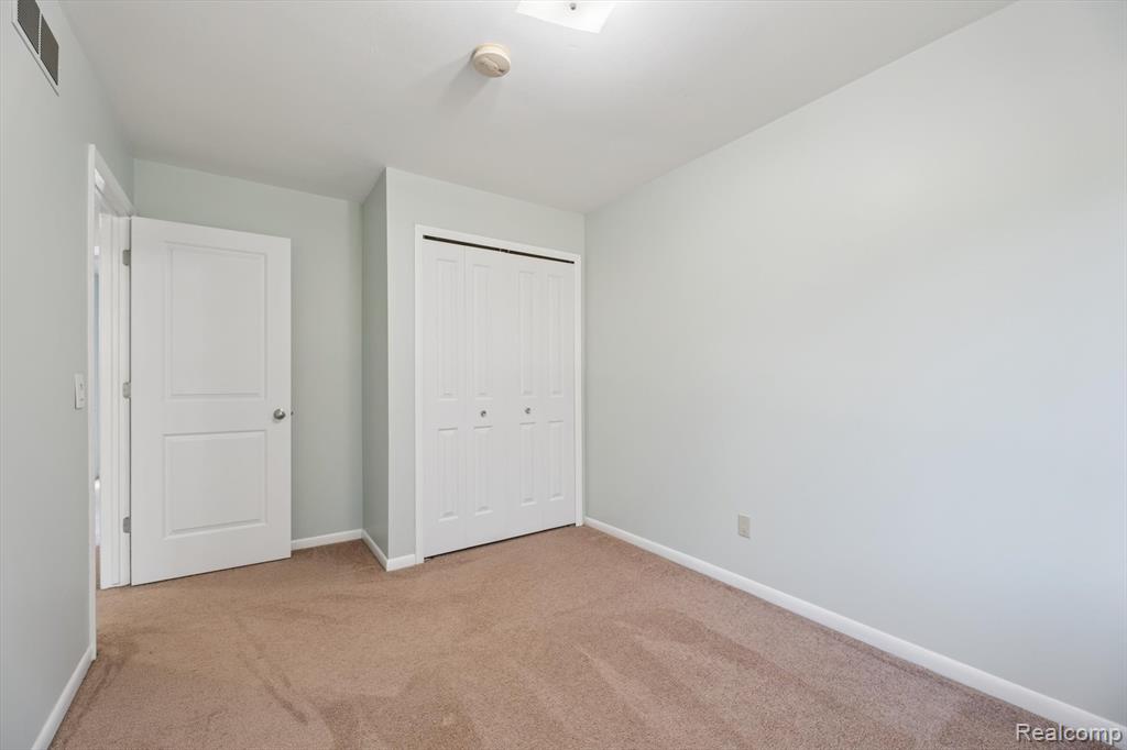 18777 Martinsville Road, Belleville, MI 48111 — Photo 23