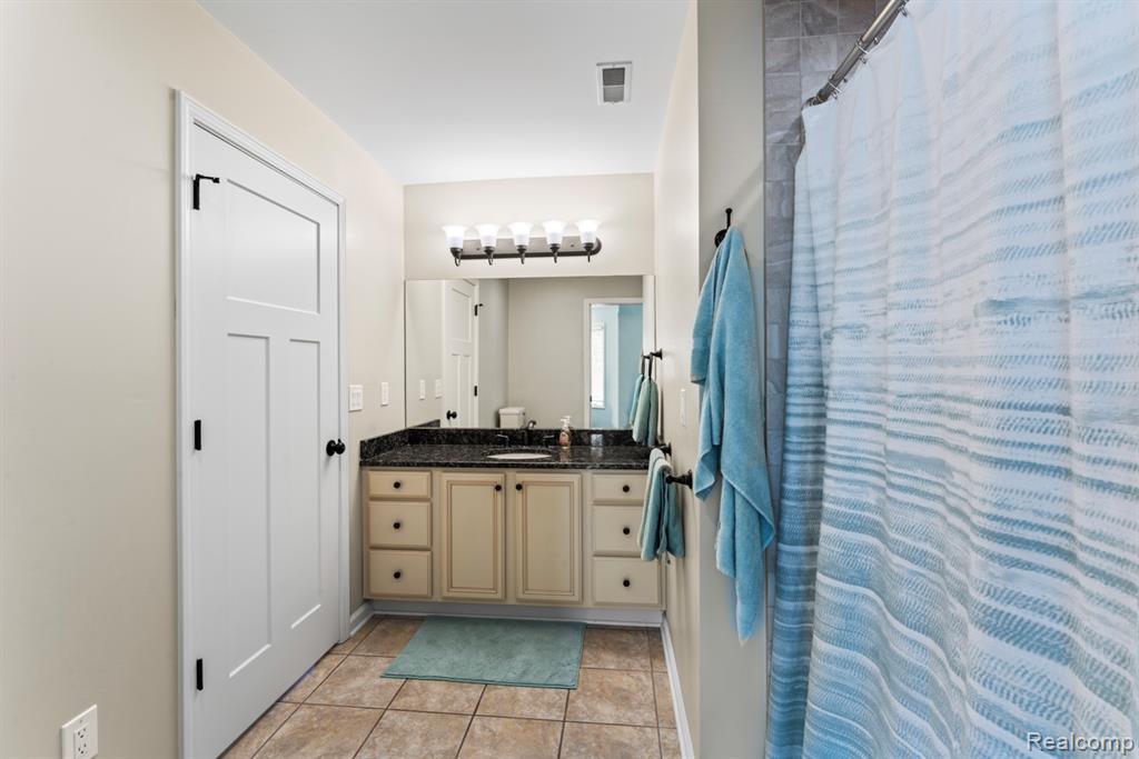 16083 Whitehead Drive, Linden, MI 48451 — Photo 54