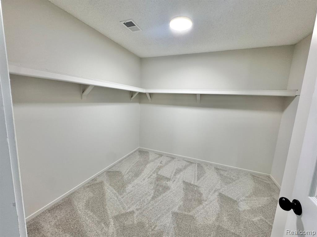 4956 Oak Hill Drive, 78, Waterford, MI 48329 — Photo 11