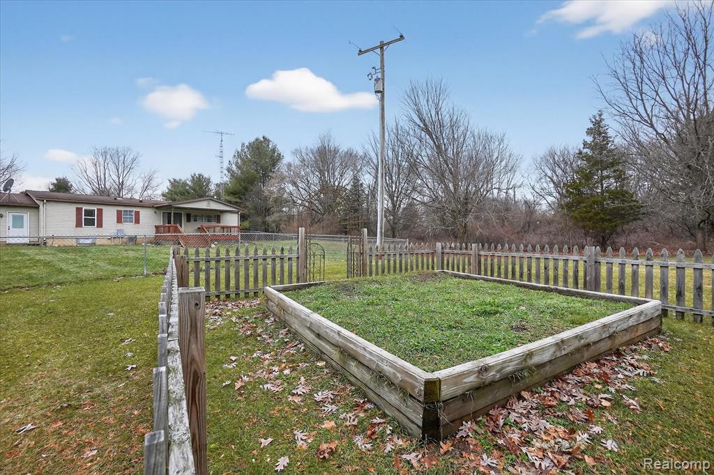 13106 N Genesee Road, Clio, MI 48420 — Photo 46