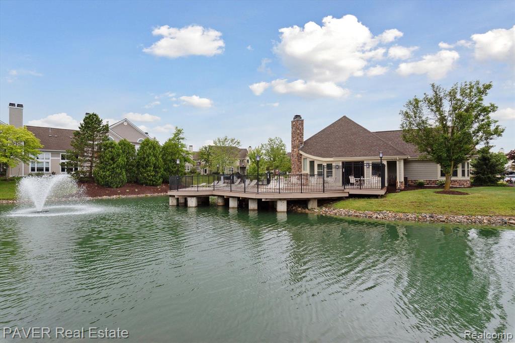 1565 WEATHERSTONE Drive, Ann Arbor, MI 48108 — Photo 43