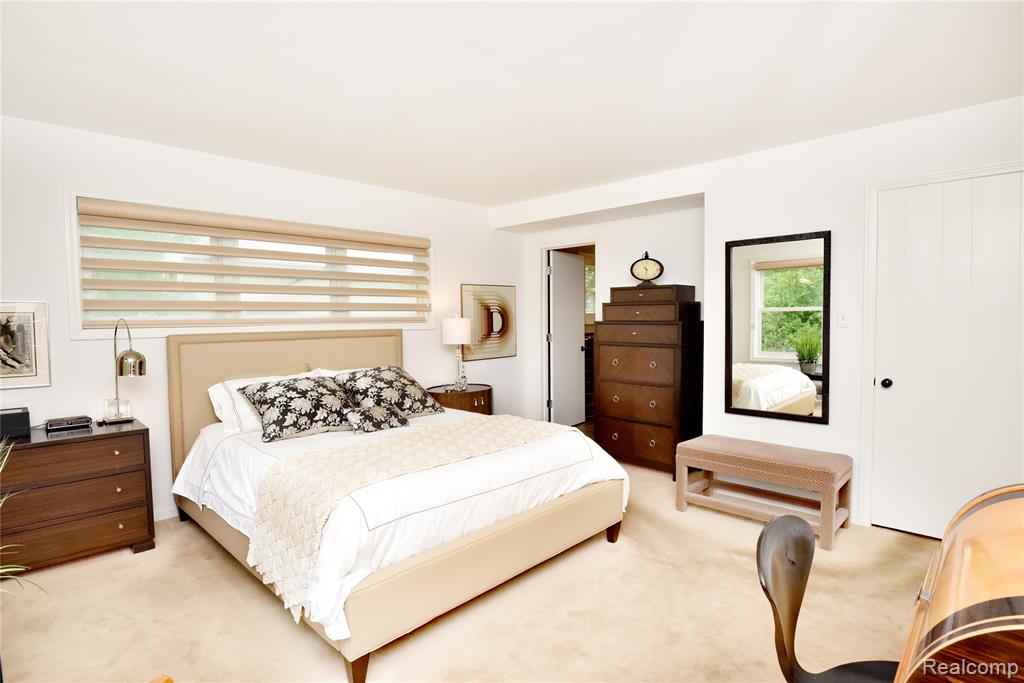 2026 W Bend Court, Bloomfield Hills, MI 48302 — Photo 22