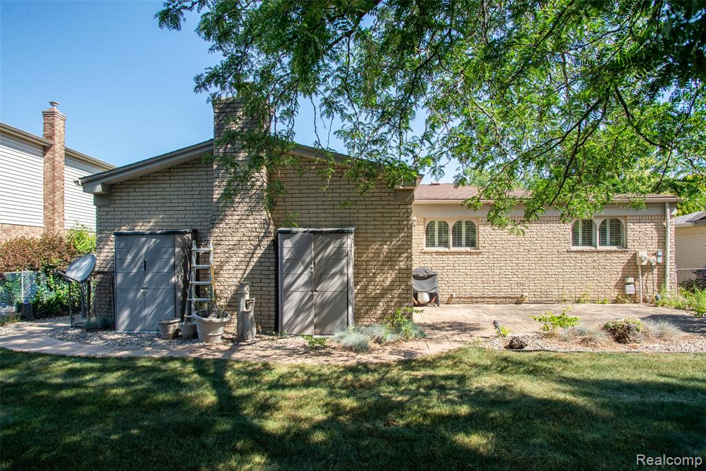 42929 Versailles Road, Canton, MI 48187 — Photo 33
