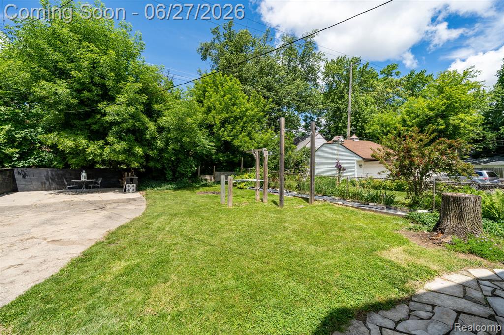 39 Mohawk Road, Pontiac, MI 48341 — Photo 27