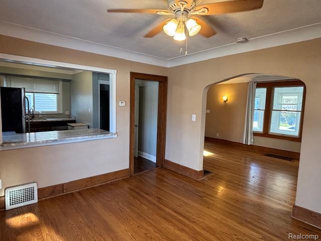 901 LONGFELLOW Avenue, Royal Oak, MI 48067 — Photo 9