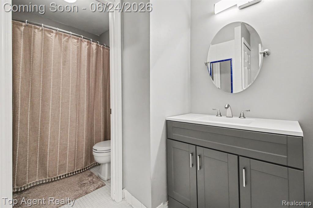 41636 Tetley Drive, Sterling Heights, MI 48313 — Photo 16