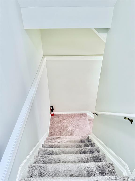 7288 Simsbury Dr. Drive, 24, West Bloomfield, MI — Photo 24