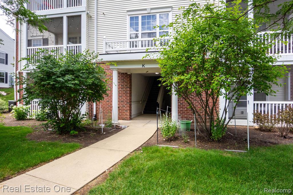 934 W Summerfield Glen Circle, Ann Arbor, MI 48103 — Photo 26