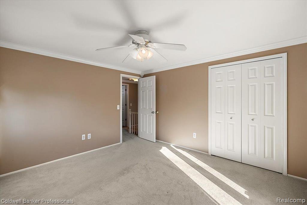 9485 BAYWOOD Drive, Plymouth, MI 48170 — Photo 31