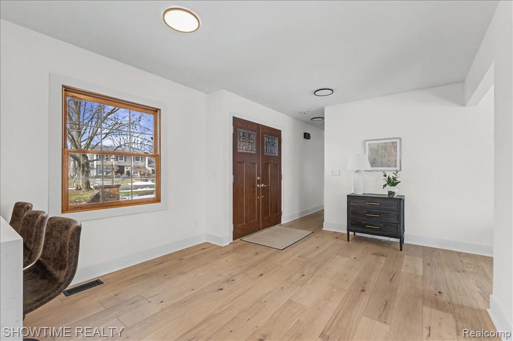 5688 Tequesta Court, West Bloomfield, MI 48323 — Photo 18