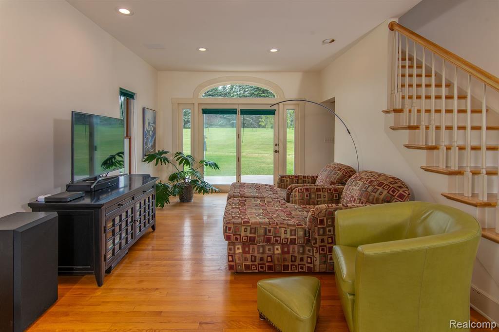 10856 MI STATE ROAD 52, Manchester, MI 48158 — Photo 4