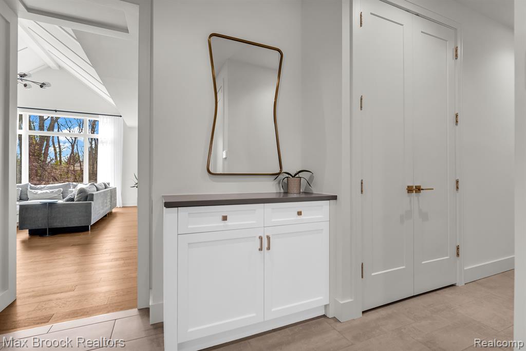 4887 WYE OAK Road, Bloomfield Hills, MI 48301 — Photo 30