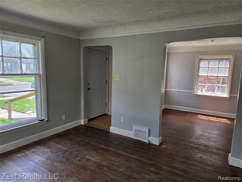 12055 Nashville Street - Photo 4