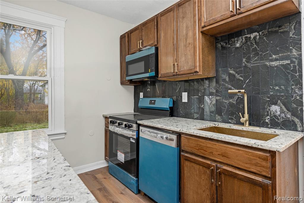 4510 Harding Street, Detroit, MI, 48214