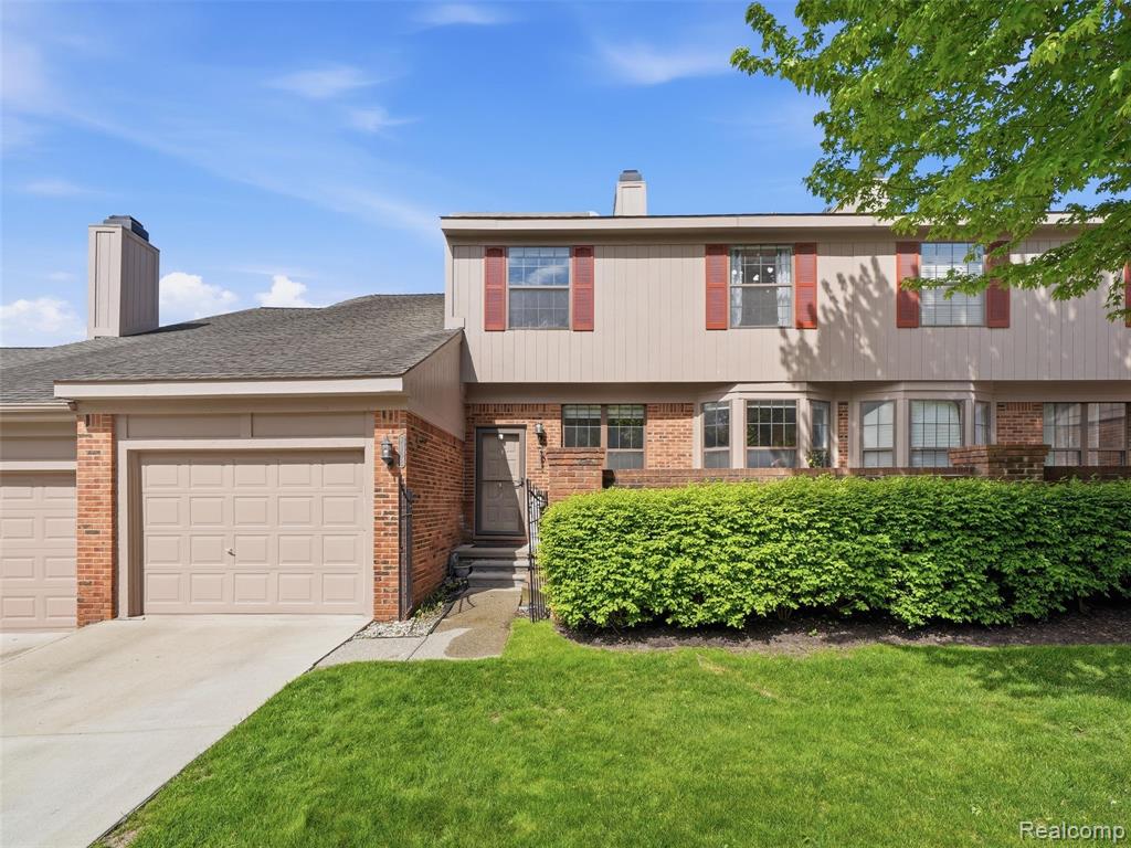 7342 Meadowridge Drive, West Bloomfield, MI — front exterior