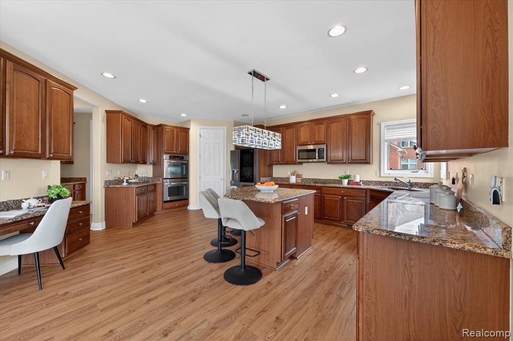 74 SAND BAR Lane, Detroit, MI 48214 — Photo 25