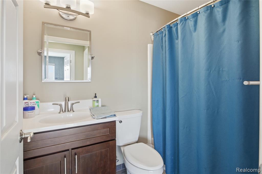 816 Oak Cluster Court, Howell, MI 48855 — Photo 36