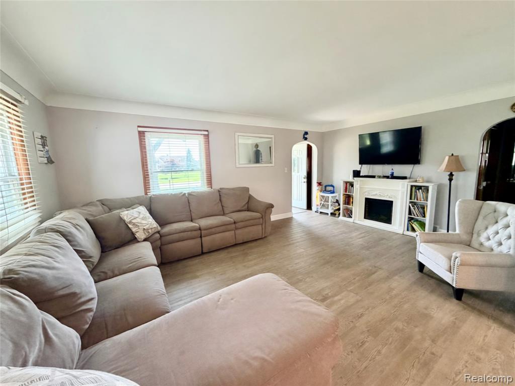 3840 E Dunbar Road, Monroe, MI 48161 — Photo 15