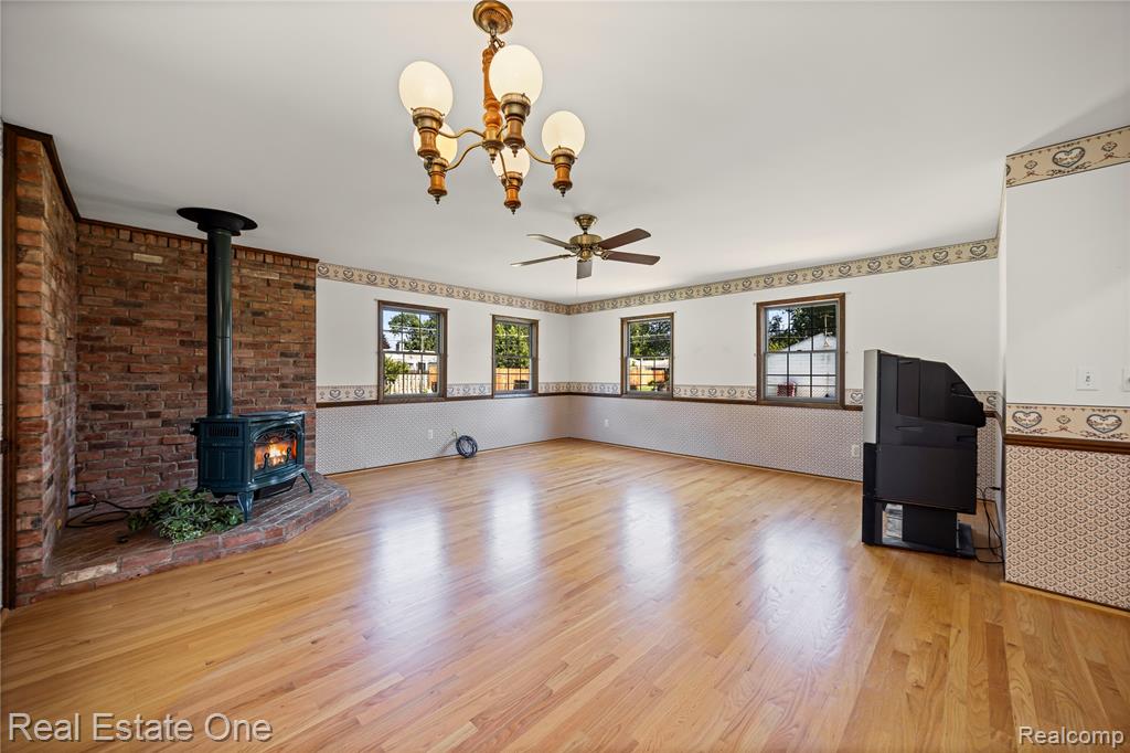 48374 Cardinal Street, Shelby Twp, MI 48317 — Photo 16