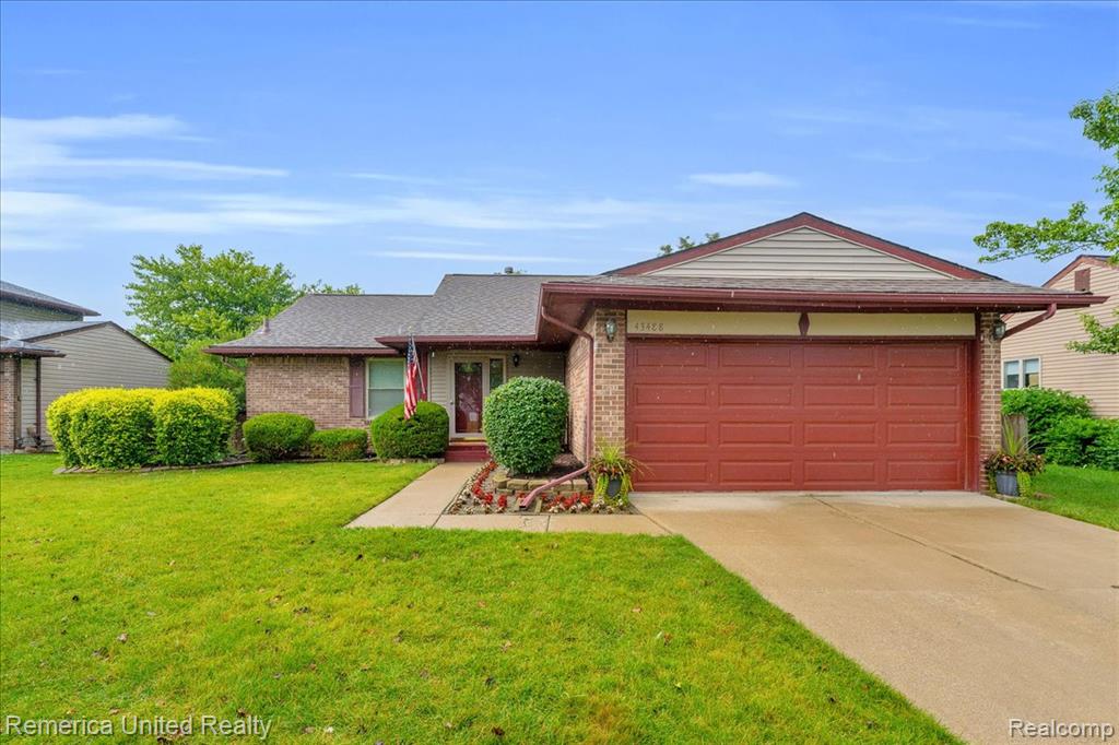 43488 LAURELWOOD, Canton, MI 48187 — Photo 28