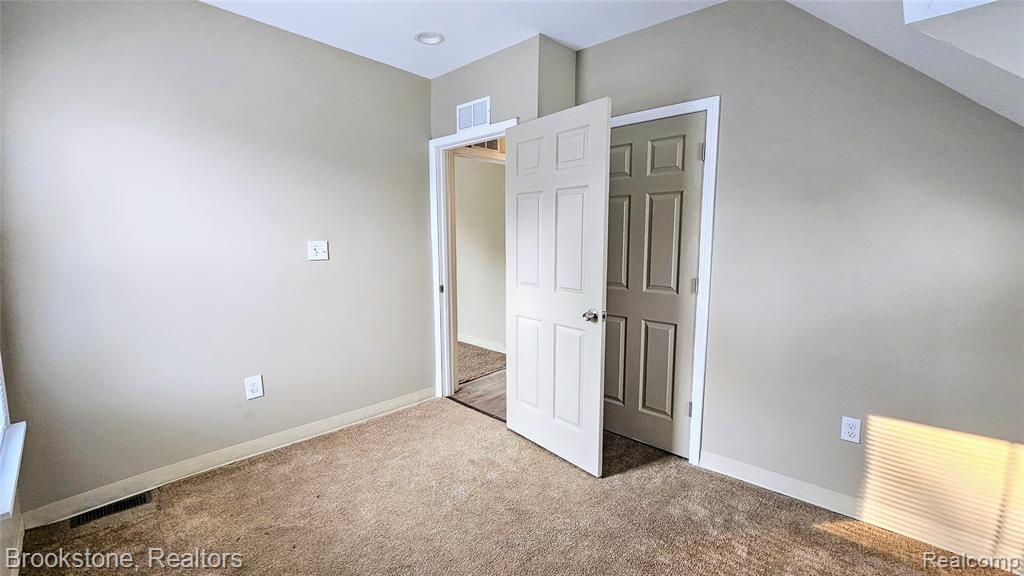 2520 Seyburn Street, Detroit, MI 48214 — Photo 26