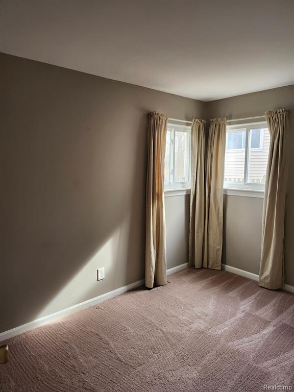 732 HARTNER Drive, Holly, MI 48442 — Photo 12