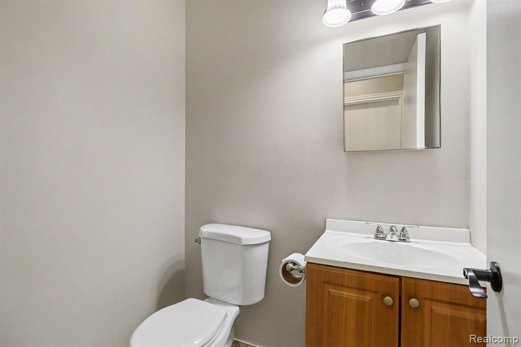 40855 Jellico Drive, Sterling Heights, MI 48313 — Photo 15