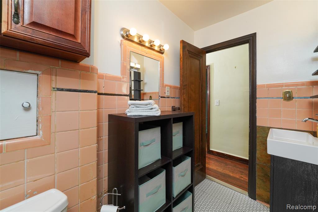 5306 Somerset Avenue, Detroit, MI 48224 — Photo 46