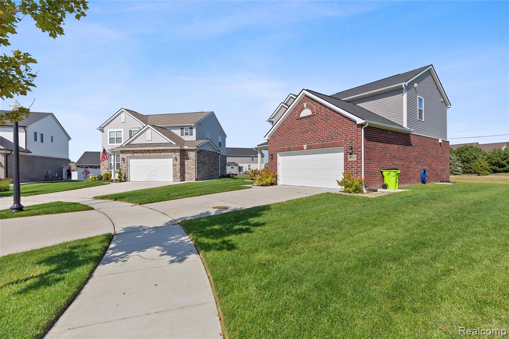 48993 Cold Rise Court, Macomb, MI 48042 — Photo 39