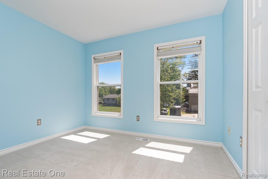 4833 Harding Avenue, Clarkston, MI — Photo 20