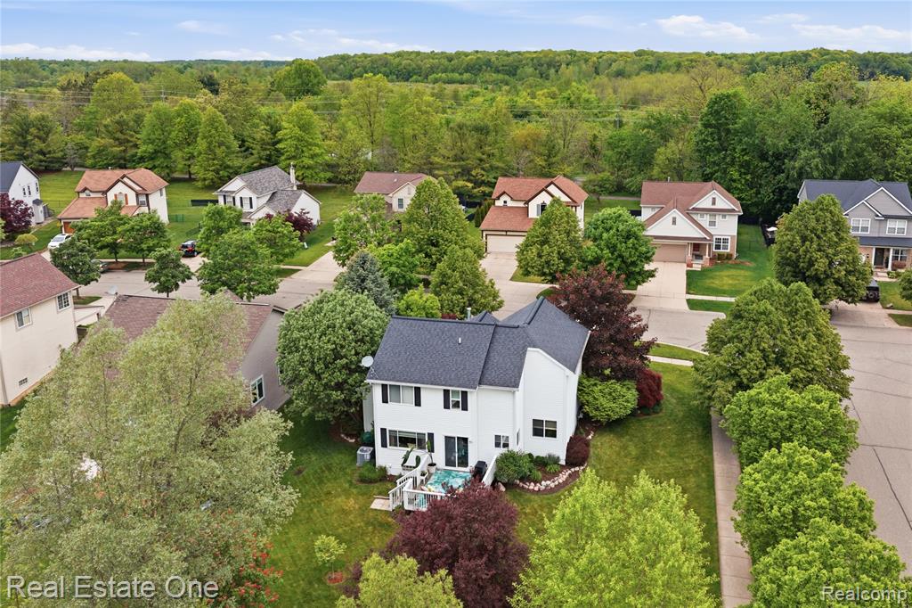 8576 Barrington Drive, Ypsilanti, MI 48198 — Photo 40
