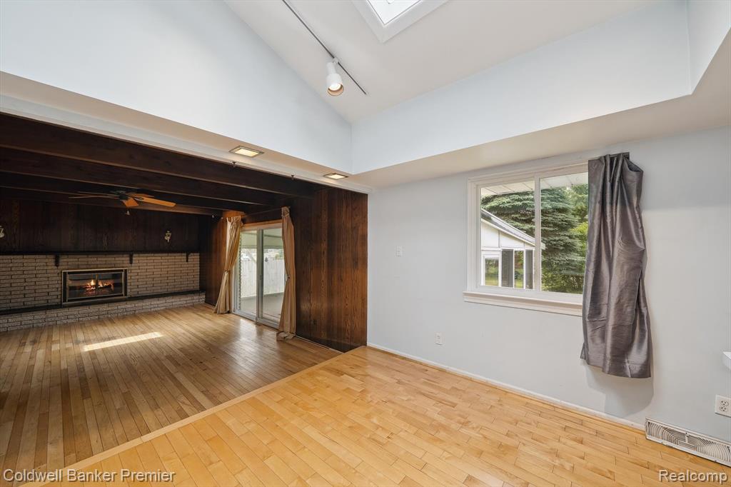 8077 Casa Mia Drive, White Lake, MI — Photo 15