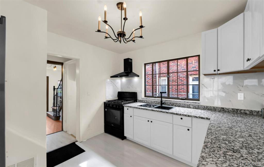 4000 Tyler Street - Photo 3