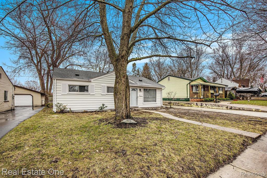 430 4th Avenue, Pontiac, MI 48340 — Photo 2