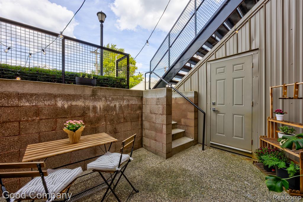640 W 11 Mile Road, Royal Oak, MI 48067 — Photo 41