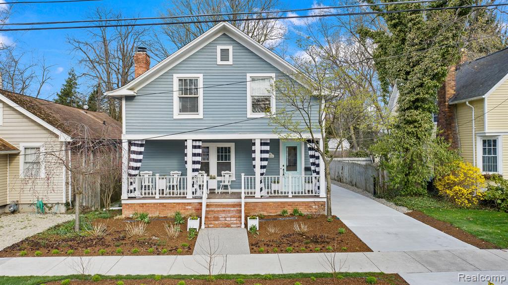 397 KERCHEVAL Avenue, Grosse Pointe Farms, MI 48236 — Photo 55