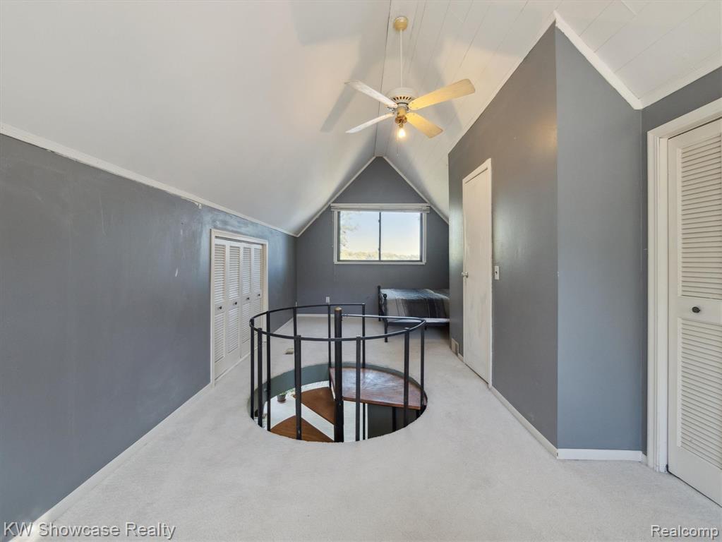 688 Wolverine Drive, Walled Lake, MI 48390 — Photo 43