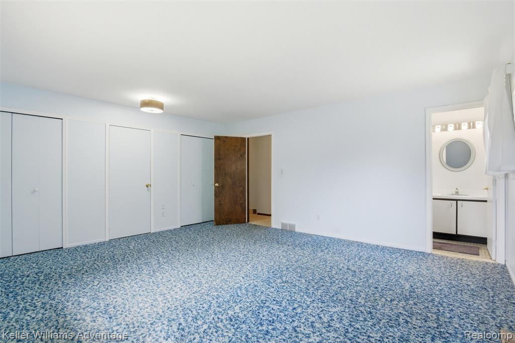 7670 7 Mile Road, Northville, MI, 48167