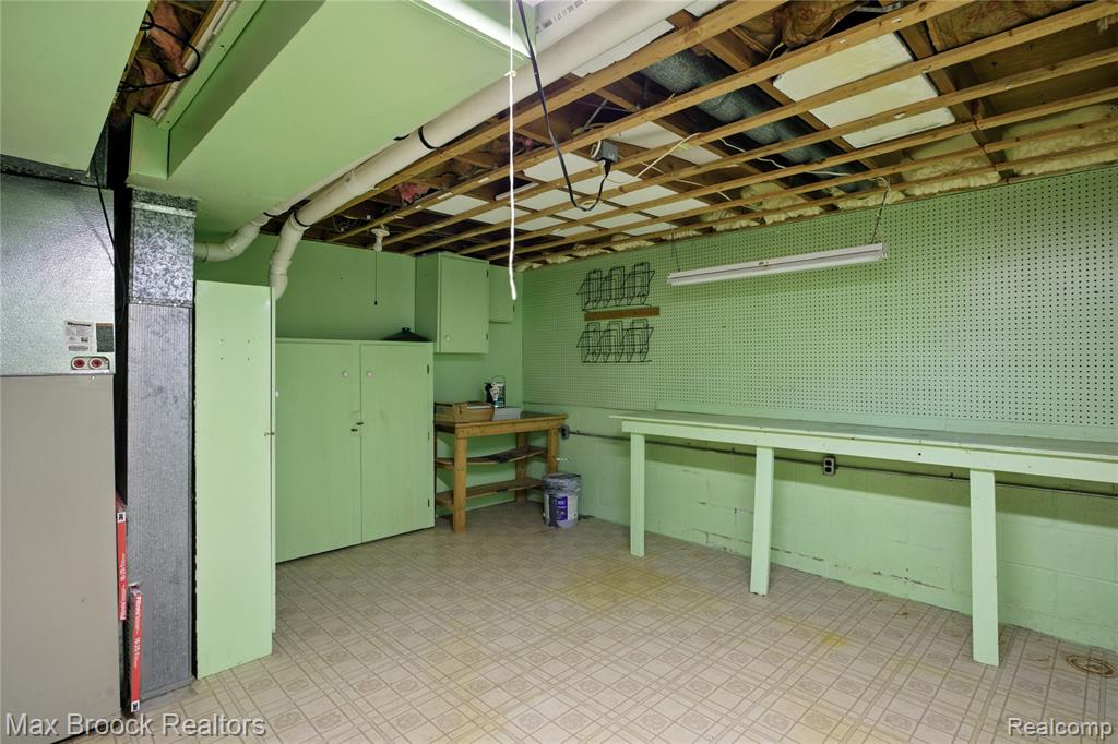 3084 E Hillcrest Drive, Clyde, MI 48049 — Photo 34